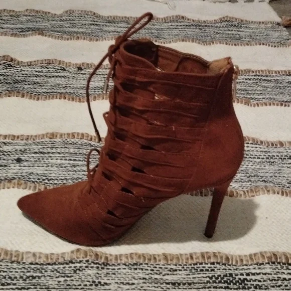 Rouge Hellium Boots size 8 1/2 - Picture 7 of 10